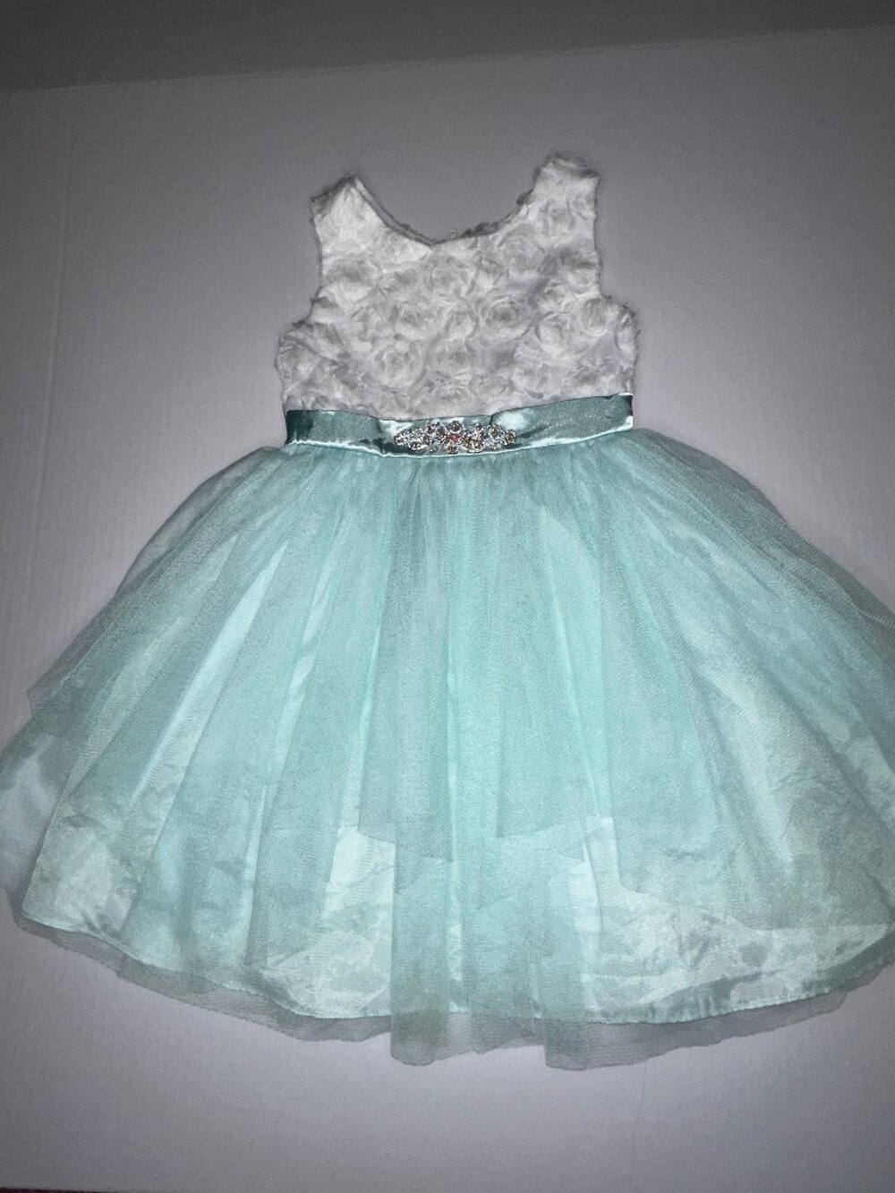 Rare Editions Dress Size 5 STUNNING white & aqua tulle & flowers SPECIAL!